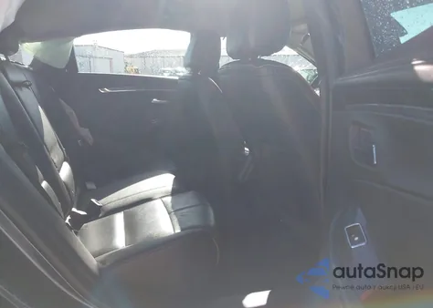 2018 Chevrolet Impala 2Lz z USA, uszkodzony, nr VIN 2G1125S33J9154477